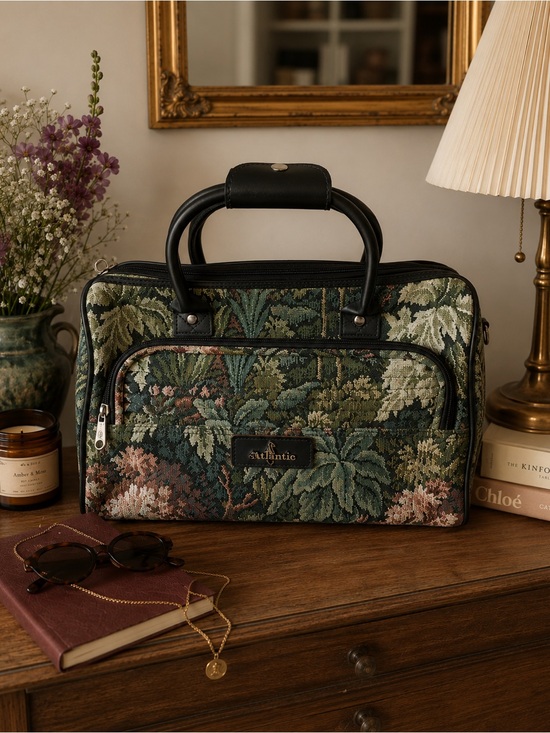 Atlantic Handbags - Vintage Atlantic Brand Travel bag Large 12 in x 20